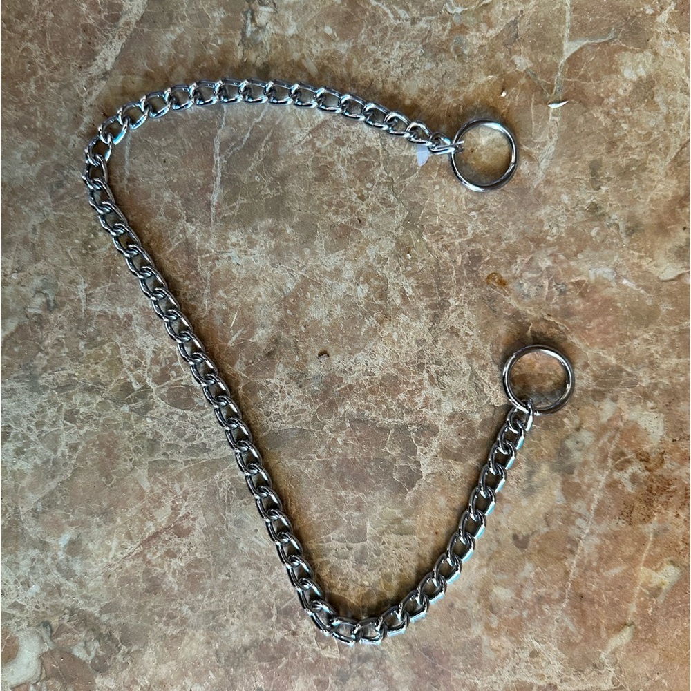 Chain dog choker